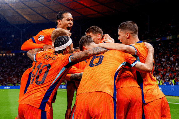 岁曼城巨星,泪别,万球迷,亚博体育,亚博体育官网,亚博体育app,亚博体育下载