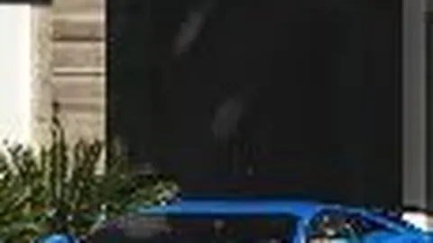 曼联旧将梅开二度，率队3-0大胜挺进半决赛，冲刺冠军之路